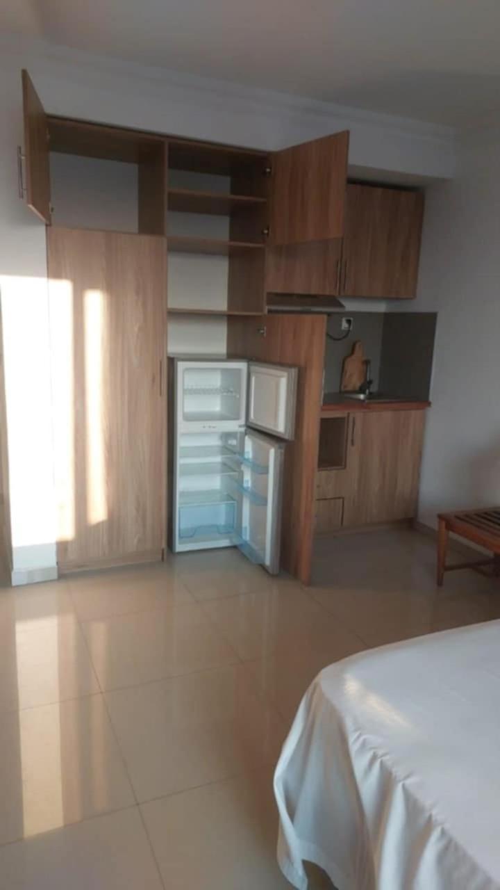 Residence D Ankadifotsy Antananarivo Esterno foto